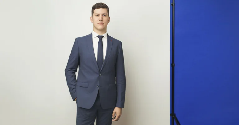 Vaikų socialinių tinklų draudimas įstrigo: Prancūzijos pamoka