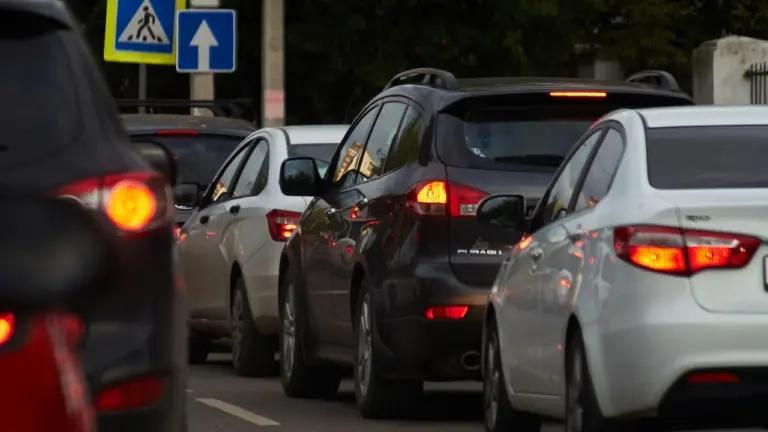 Rudens eismas didina automobilio žalų riziką