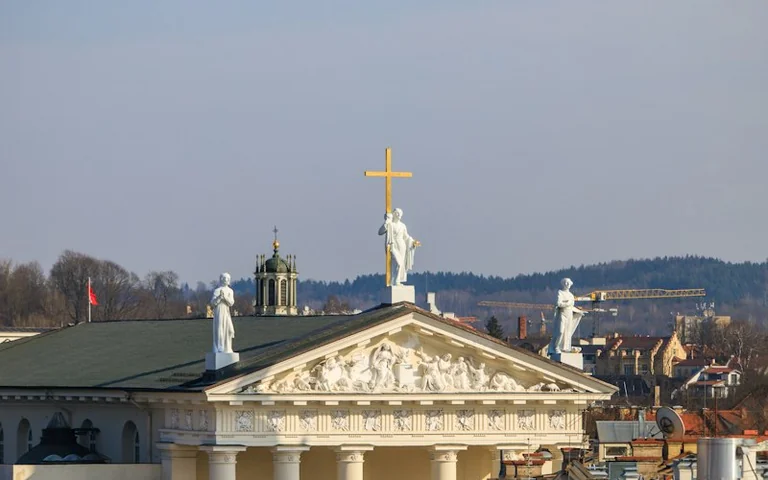 Vilniuje – nemokama konferencija apie krikščionybę ir karą: ką svarbu žinoti