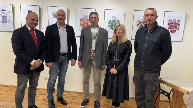 Anykščiuose – paroda su atkurtu Baranausko herbu: kada atvykti
